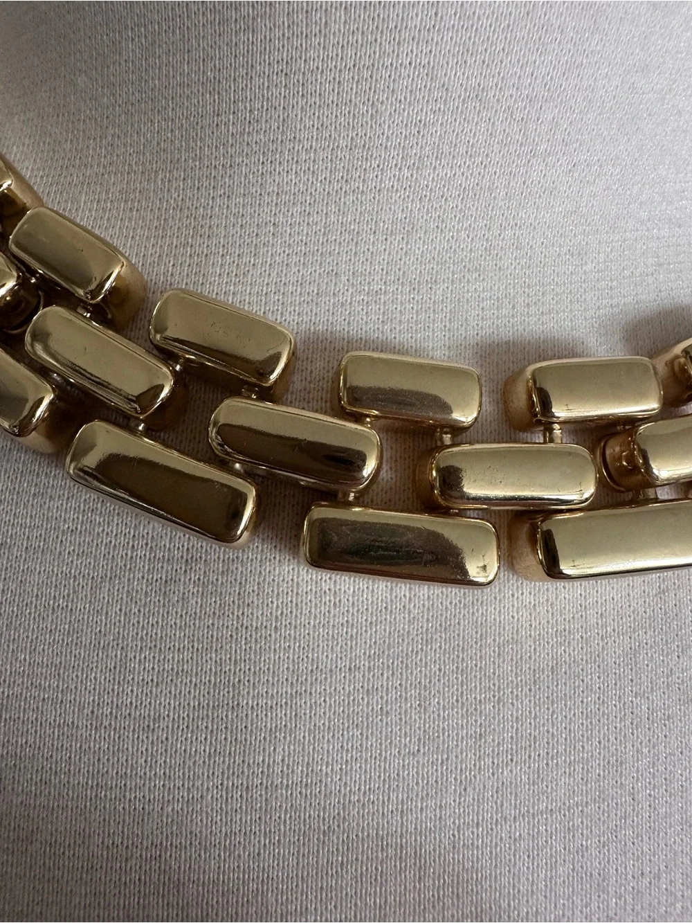J. Crew Chunky Flat Link Chocker 16" Necklace Gold NWT - Picture 2 of 9
